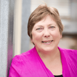 Dr Catherine Hughes