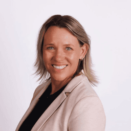 Donna Naylor